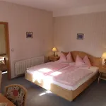 Wenzels Hof 3* Zwethau